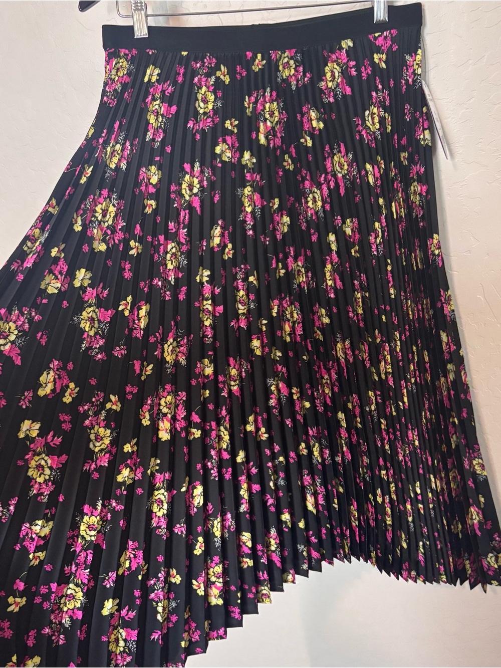 Scoop Pleated Floral Midi Skirt Black Pink Women's M 8–10 NWT